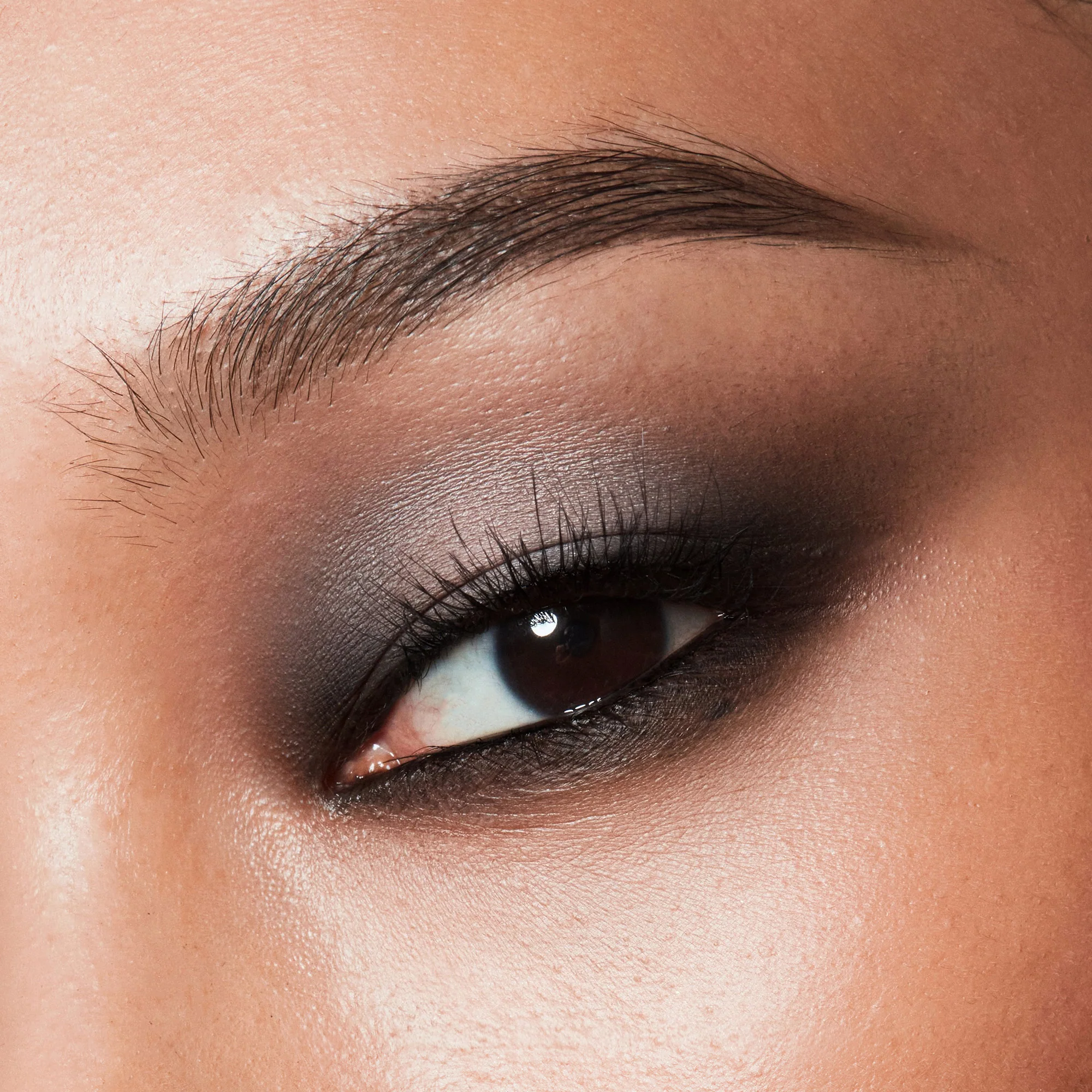 Major Dimension III Matte Eyeshadow Palette - Image 5